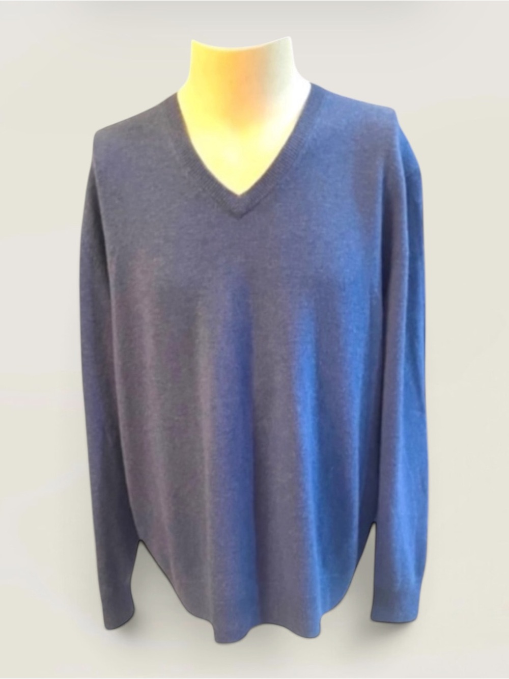 ALAN FLUSSER BLUE V-NECK 100% CASHMERE SWEATER SIZE X-LARGE